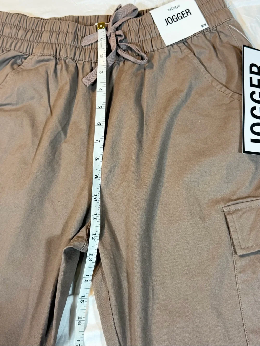 rue21 Refuge Cargo Joggers M NWT Elastic Waist Mid Rise Utility Pants Taupe